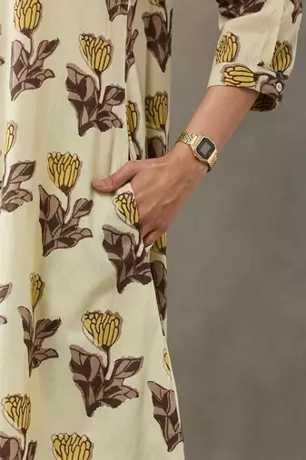 contemporary women floral printed regular cotton kurta with trousers