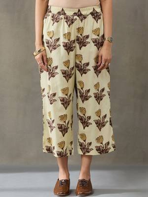contemporary women floral printed regular cotton kurta with trousers 6