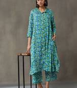 structured women floral printed regular kurta with trousers