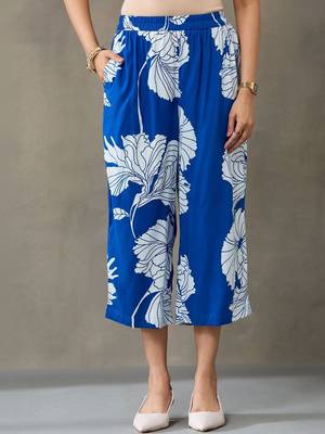 workwear printed a-line kurta sets 6
