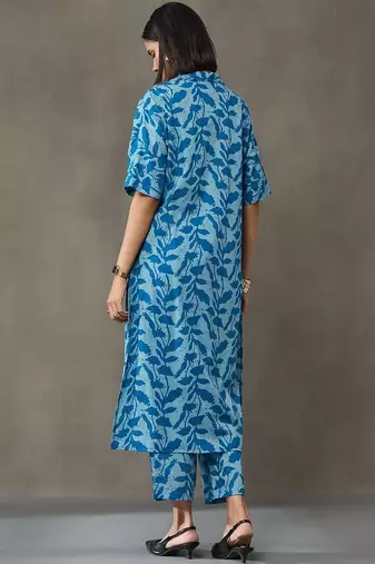 classic women floral printed regular cotton kurta with trousers