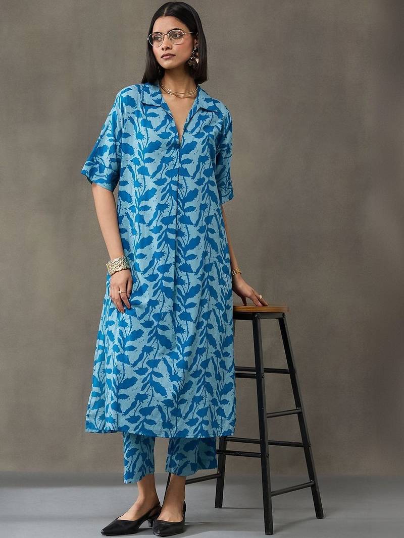 classic women floral printed regular cotton kurta with trousers