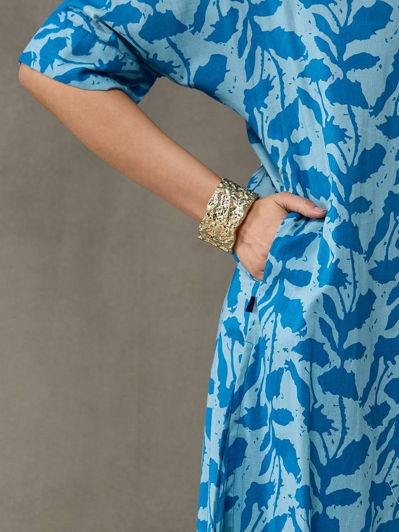 classic women floral printed regular cotton kurta with trousers