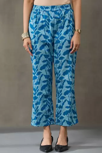 classic women floral printed regular cotton kurta with trousers