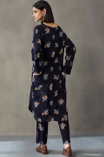 smart women floral printed regular kurta with trousers