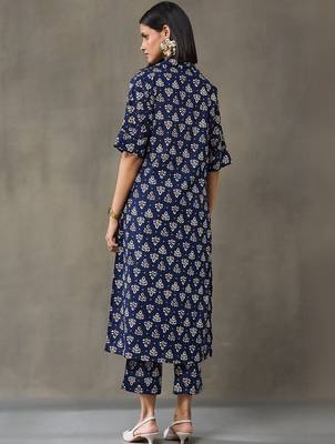 workwear women floral printed regular cotton kurta with trousers 3