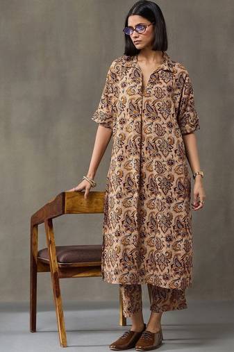 lightweight women floral printed regular cotton kurta with trousers