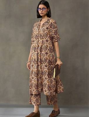 lightweight women floral printed regular cotton kurta with trousers 3