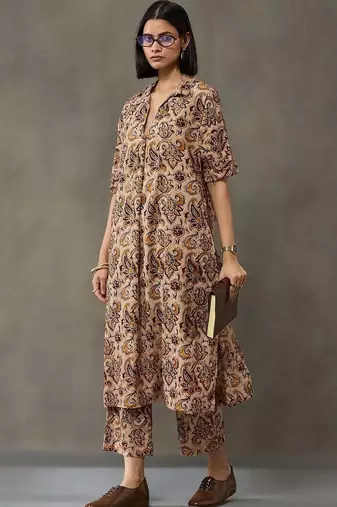 lightweight women floral printed regular cotton kurta with trousers