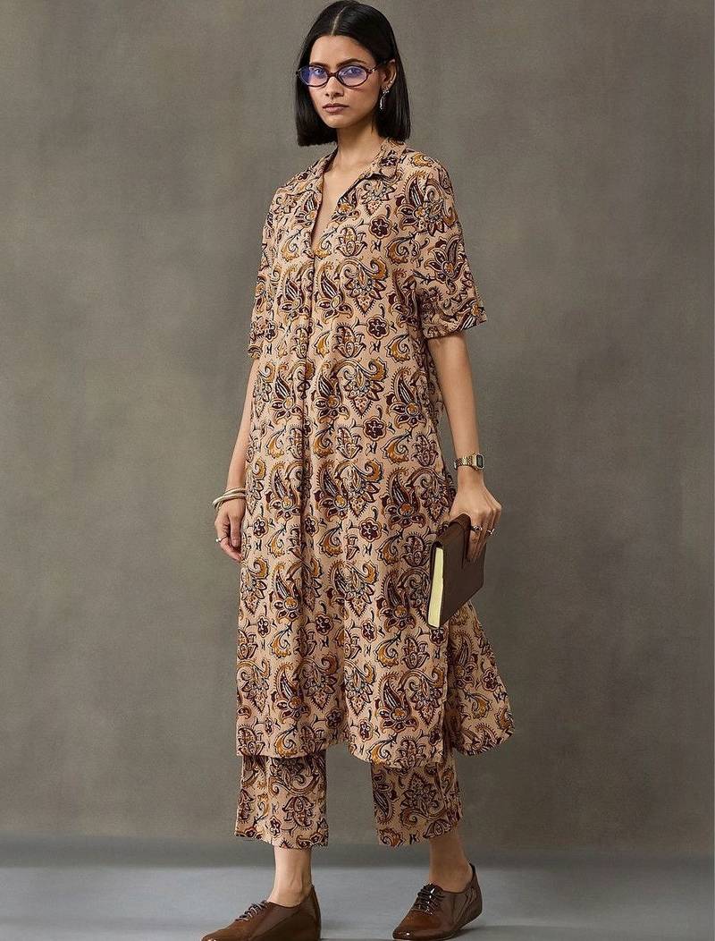 lightweight women floral printed regular cotton kurta with trousers