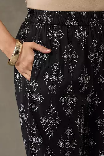 office women floral printed regular cotton kurta with trousers