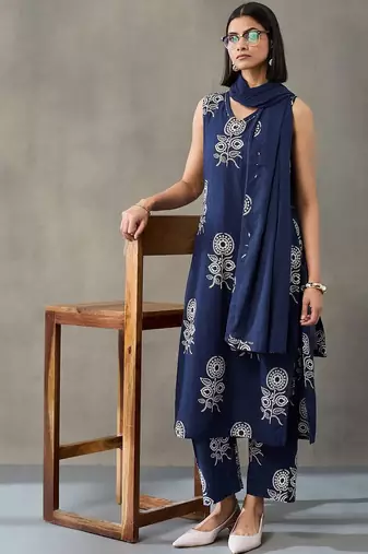 workwear women floral printed regular thread work cotton kurta with palazzos & with dupatta