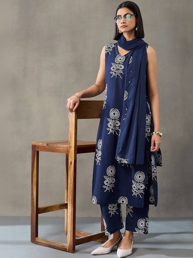 workwear women floral printed regular thread work cotton kurta with palazzos & with dupatta