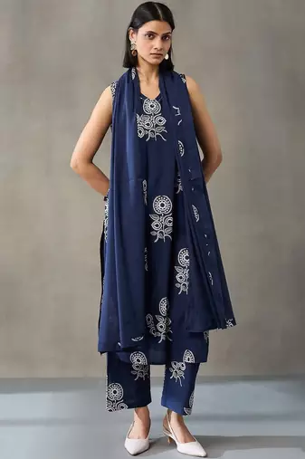 workwear women floral printed regular thread work cotton kurta with palazzos & with dupatta