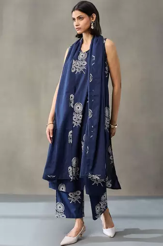 workwear women floral printed regular thread work cotton kurta with palazzos & with dupatta