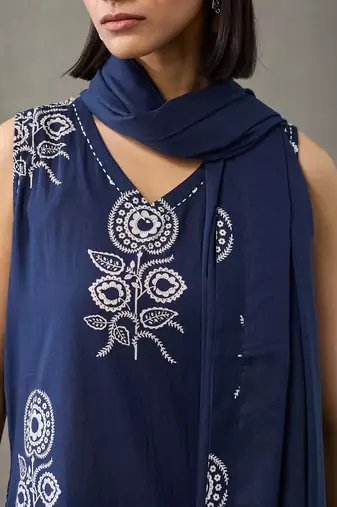 workwear women floral printed regular thread work cotton kurta with palazzos & with dupatta