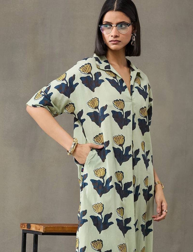 lightweight women floral printed regular cotton kurta with trousers