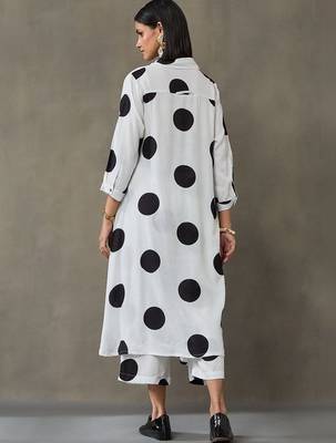workwear women floral printed regular kurta with trousers 2