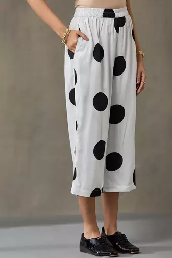 workwear women floral printed regular kurta with trousers