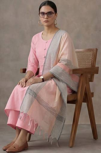 classic women printed regular cotton kurta with palazzos & with dupatta