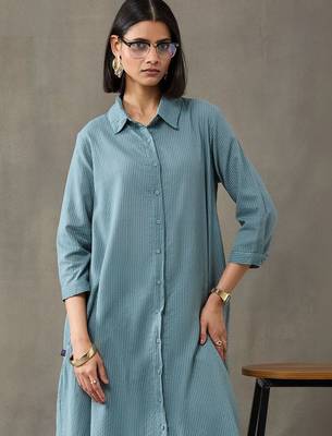 workwear women embroidered regular thread work kurta with trousers 7