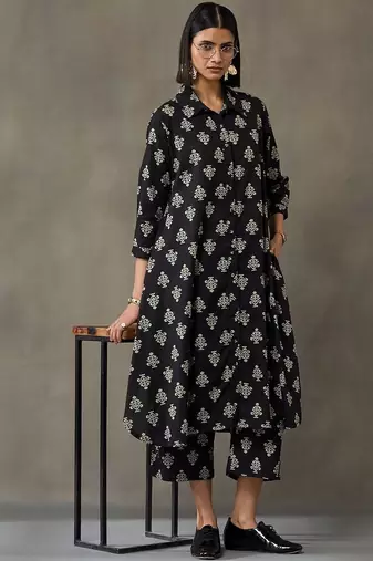 everyday workwear women floral printed regular cotton kurta with trousers