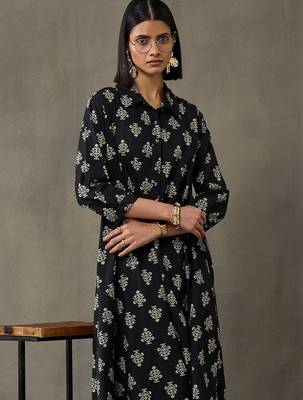 everyday workwear women floral printed regular cotton kurta with trousers 7