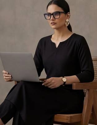 classic women regular kurta with trousers 2