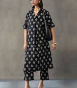 structured women floral printed regular cotton kurta with trousers