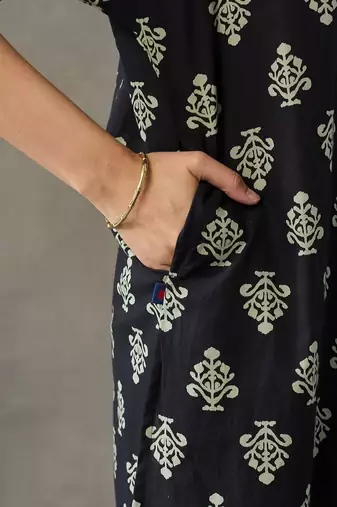 structured women floral printed regular cotton kurta with trousers