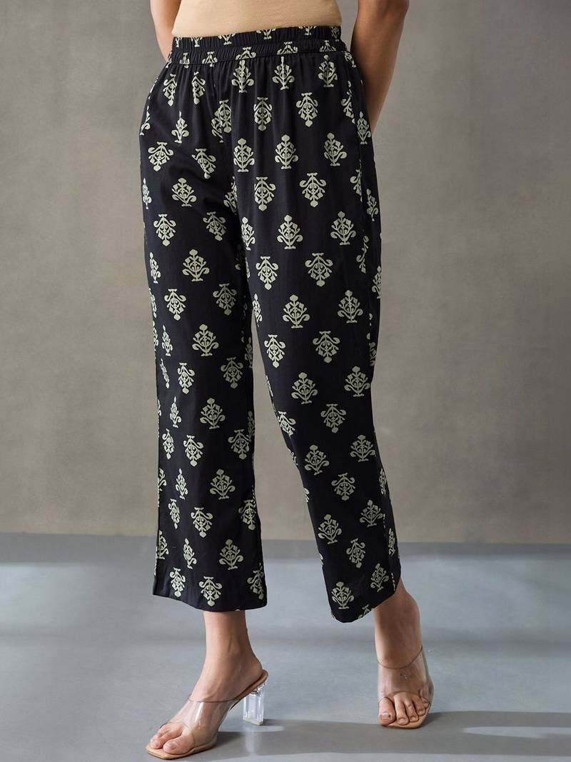 structured women floral printed regular cotton kurta with trousers