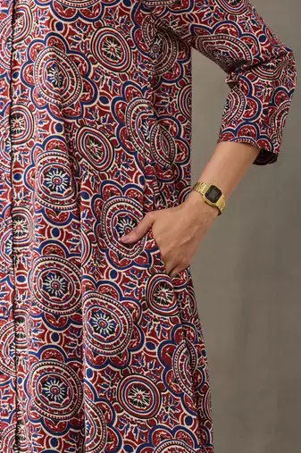 contemporary women floral printed regular cotton kurta with trousers