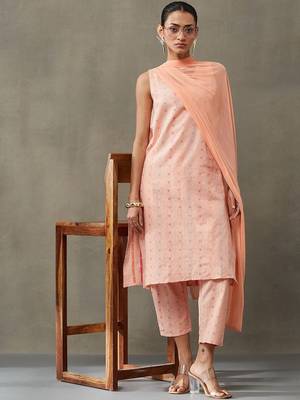 everyday classic women ethnic motifs printed regular cotton kurta with palazzos & with dupatta 2
