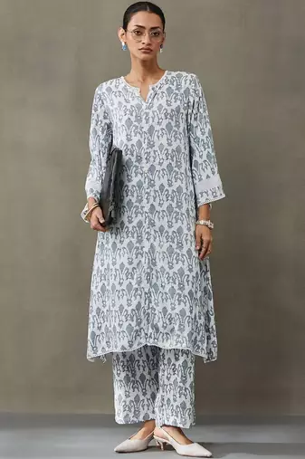classic women floral embroidered regular gotta patti kurta with trousers
