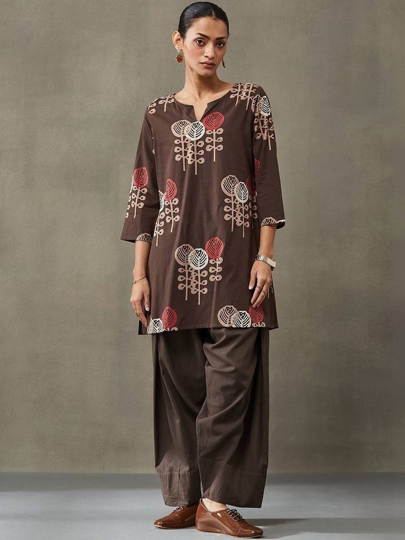 formal women floral printed regular cotton kurta with palazzos