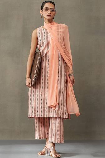 office women floral printed regular cotton kurta with trousers & with dupatta