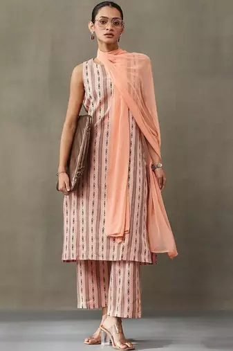 office women floral printed regular cotton kurta with trousers & with dupatta