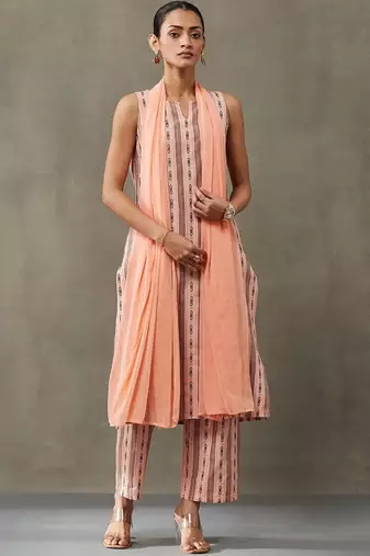 office women floral printed regular cotton kurta with trousers & with dupatta