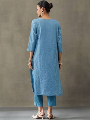 workwear women thread work cotton kurta with trousers 4