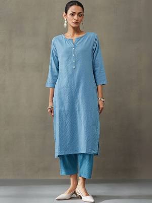 workwear women thread work cotton kurta with trousers 7