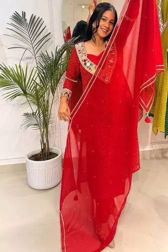 Ruhani red lehariya co-ord set