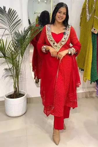 Ruhani red lehariya co-ord set