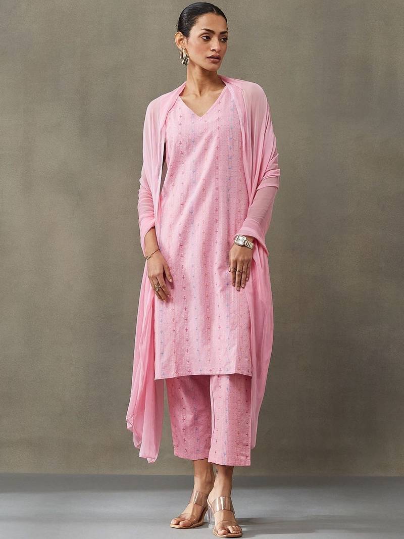 classic women ethnic motifs printed regular cotton kurta with palazzos & with dupatta