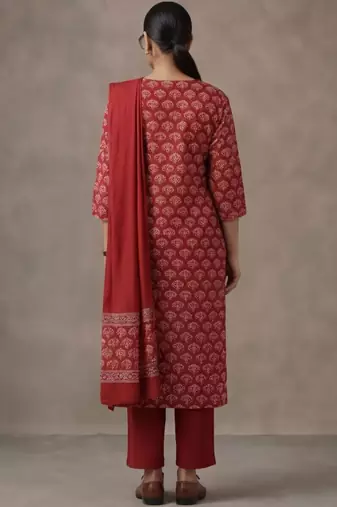 everyday women floral printed regular gotta patti cotton kurta with trousers & with dupatta