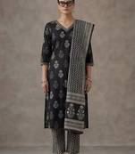 classic women floral embroidered regular beads and stones cotton kurta with trousers & with dupatta