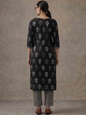 classic women floral embroidered regular beads and stones cotton kurta with trousers & with dupatta 6