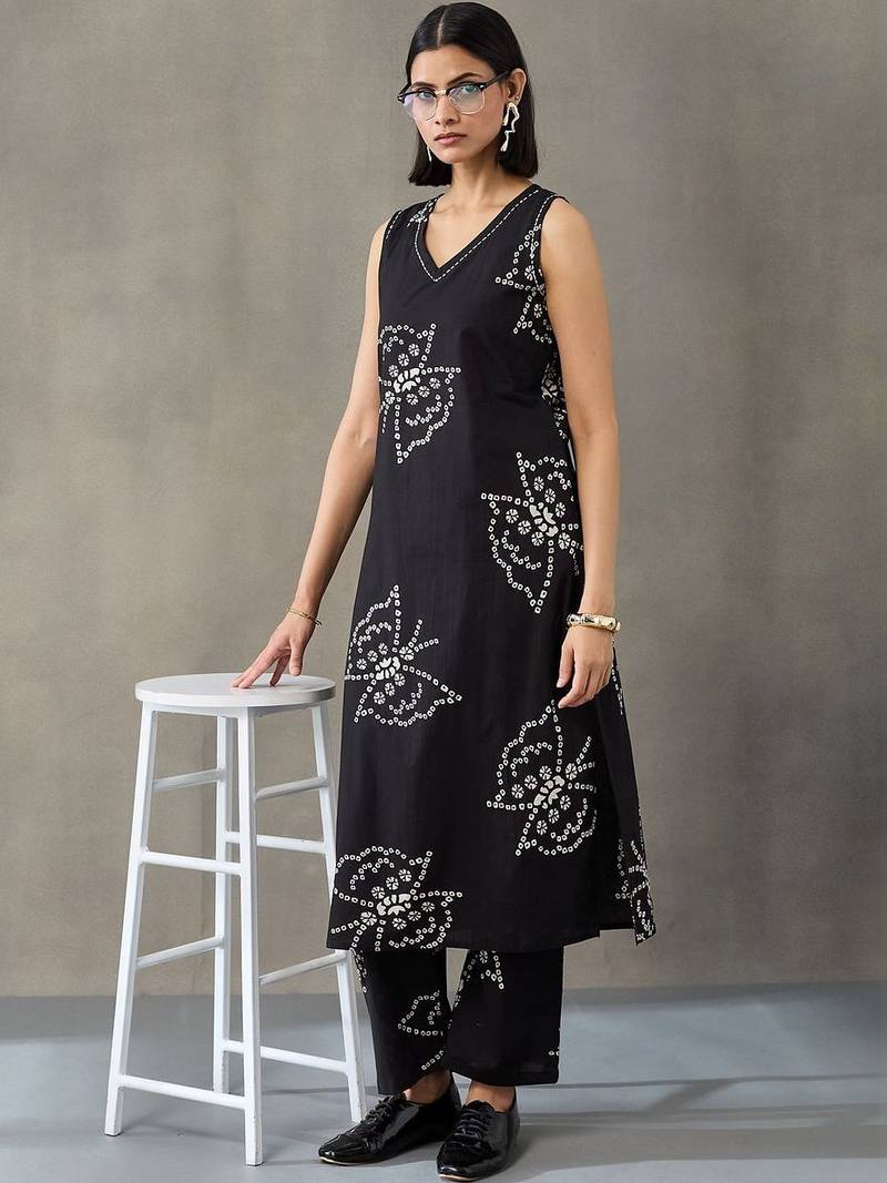 office floral printed regular thread work cotton kurta with trousers with dupatta