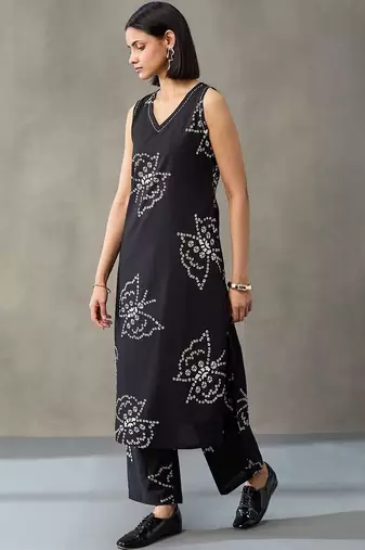 office floral printed regular thread work cotton kurta with trousers with dupatta