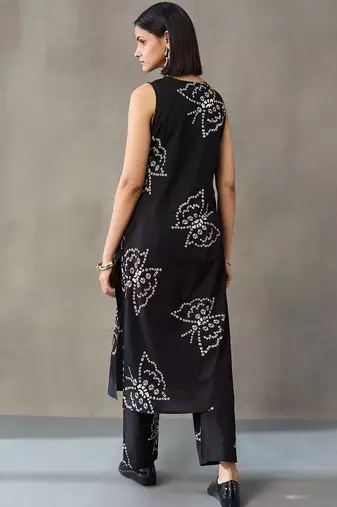 office floral printed regular thread work cotton kurta with trousers with dupatta