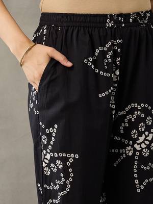 office floral printed regular thread work cotton kurta with trousers with dupatta 5